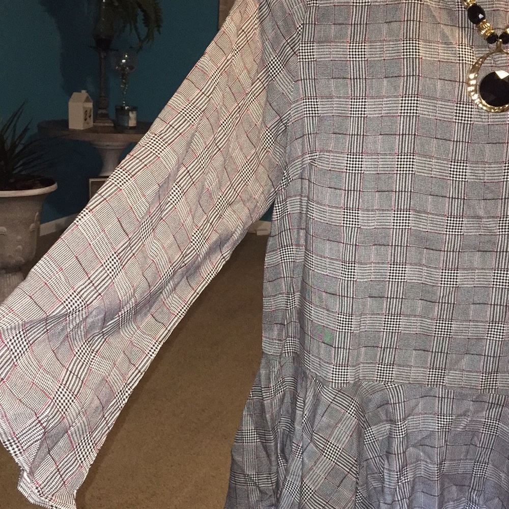 Blouse - Picture 3 of 6